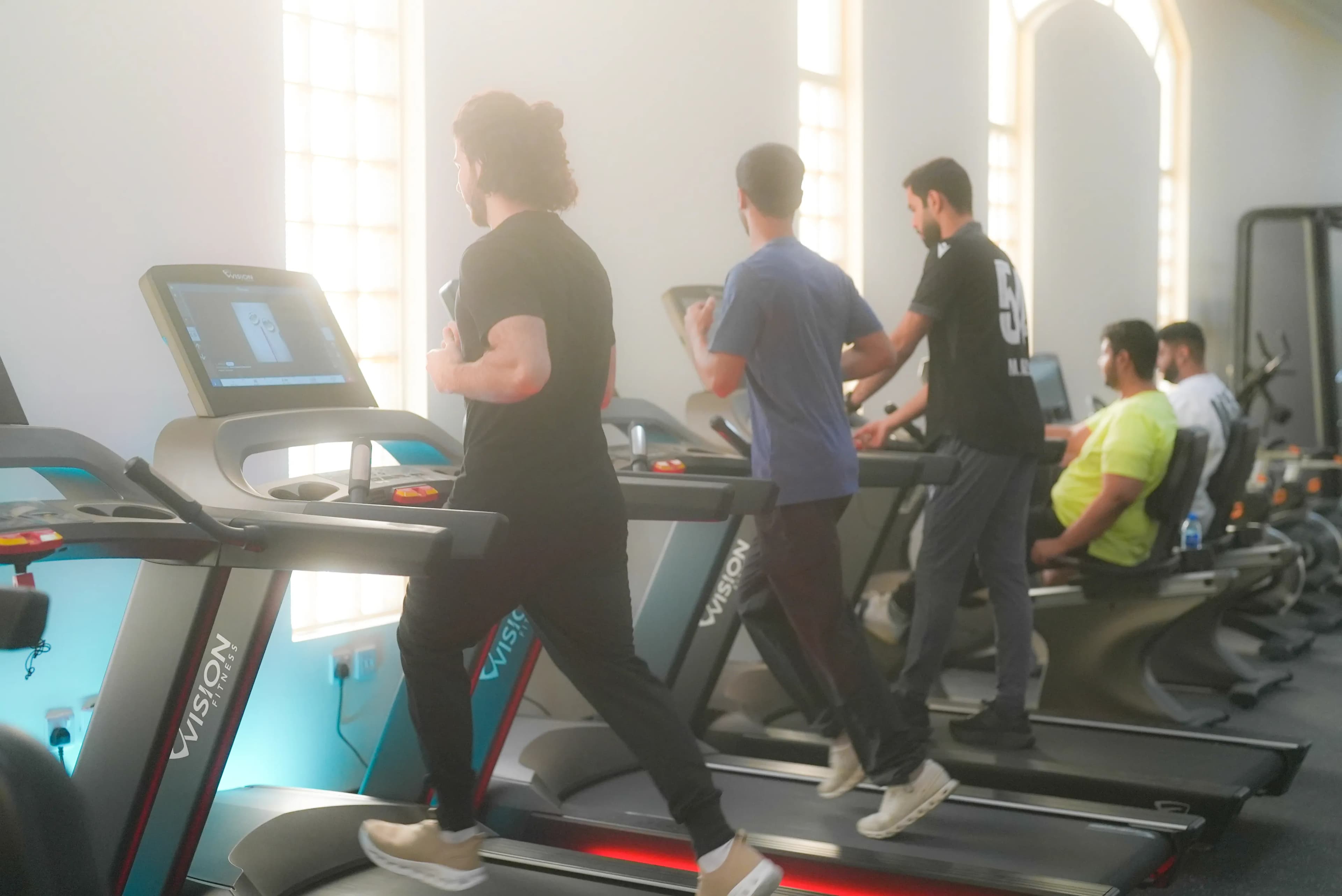 Students on the cardio machines