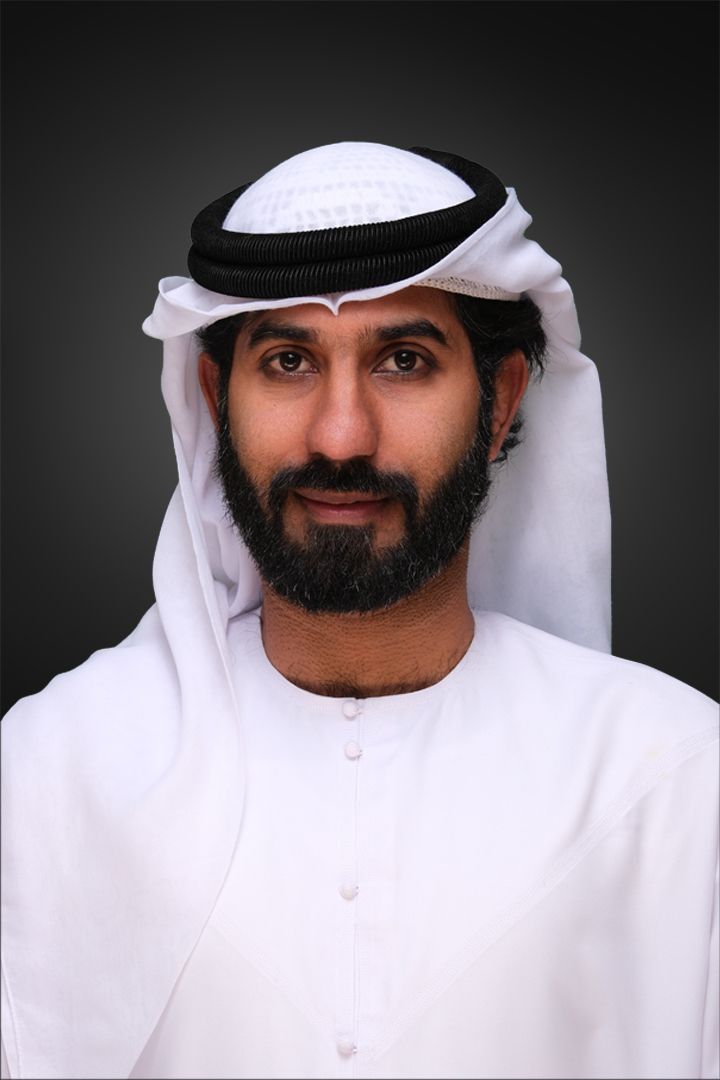 عادل اختر خميس